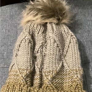 Chunky Cable Knit Beanie with Faux Fur Pom